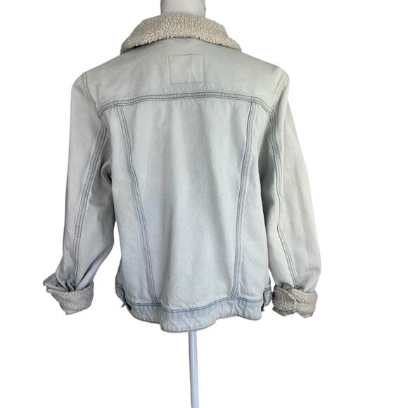 Levis - Vintage Sherpa Trucker Jean Jacket, Size 14-16 - Picture 4 of 16